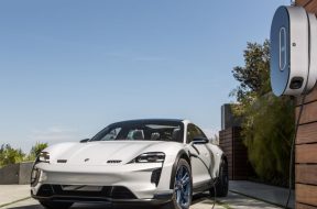 Porsche-electric-Taycan-2