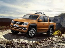 vw-amarok-canyon1_1_900x560