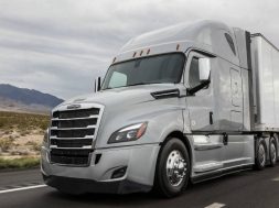 freightlinernewcascadia-bbae0ad8c7256be284b44fdfcb28c86f-1200×600