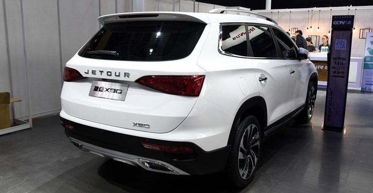 Китайский автомобиль jetour x90