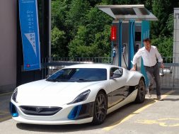 richard-hammond-with-the-rimac-concept-one-prior-to-his-crash-on-june-10-2017_100610518_h