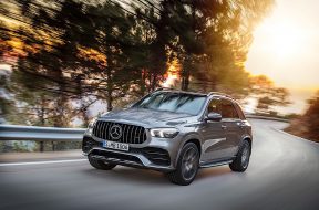 Der neue Mercedes-AMG GLE 53 4MATIC+: Der SUV-Trendsetter jetzt mit noch mehr Power und PräzisionThe new Mercedes-AMG GLE 53 4MATIC+: The SUV trendsetter now with even more power and precision