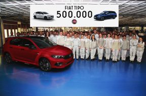 500000th-fiat-tipo-rolls-off-the-production-line-132636_1
