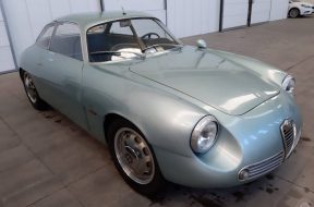 S1-une-alfa-romeo-giulietta-sz-cachee-depuis-35-ans-vendue-567-000-eur-579957