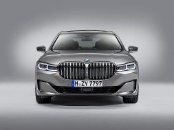 bmw-s-next-7-series-could-drop-v8-v12-engine-options-132512_1