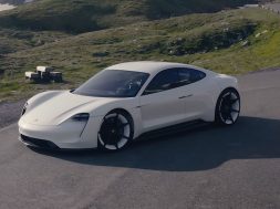 porsche-taycan-mountain-pass-e1536065003479