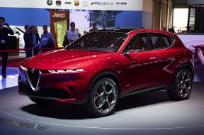 190305_AlfaRomeo_stand_05b