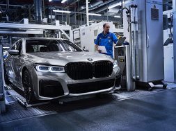2020-bmw-7-series-begins-production-in-dingolfing_6