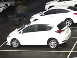 8571ec62-australia-boys-damage-cars-