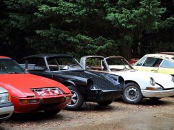 Abandoned_cars_at_Hatfield_Broad_Oak_Essex_England_01