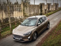ford focus ar