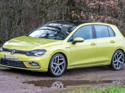 vw-golf-viii-04-980×0-c-default