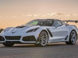 2019-chevy-corvette-zr1-hpe1200-by-hennessey (3)
