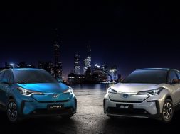 electric-toyota-c-hr-unveiled-in-china-looks-futuristic-133796_1