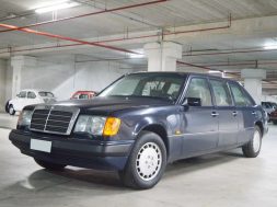 mercedes-260e-1