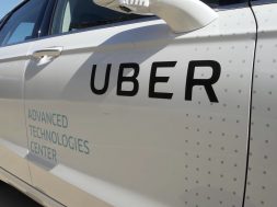 uber-driver-drops-couple-off-at-airport-returns-to-burglarize-their-home_4