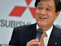 0601206171995-web-tete