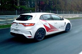 2019 – Renault MÉGANE R.S. TROPHY-R : record au Nürburgring