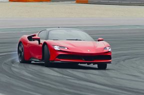 Ferrari SF90 Stradale