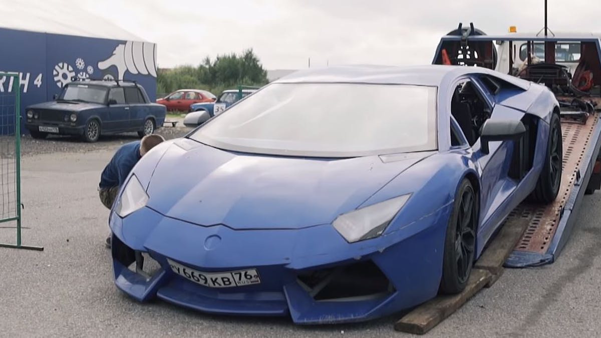 Rusi sami napravili Lamborghini Aventador (VIDEO)