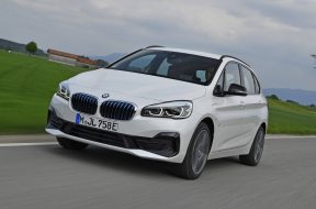 2018-bmw-225xe-iperformance