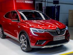 Groupe-Renault-Arkana-crossover-800x500_c
