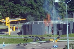 Hydrogen-fuel-cell-station-explosion-e1560258441849