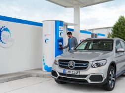 Brennstoffzelle / Mercedes-Benz GLC F-CELL (X253) 2017