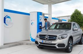 Brennstoffzelle / Mercedes-Benz GLC F-CELL (X253) 2017