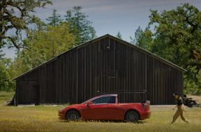 this-is-a-tesla-model-3-pickup-truck-and-its-called-truckla_5