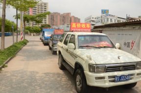 140424232924-china-used-cars-roadside-horizontal-large-gallery