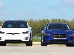 2019-jaguar-i-pace-vs-2018-tesla-model-x-comparison