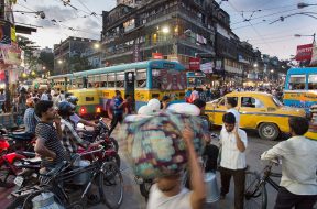 Busy Calcutta (Kolkata), India street traffic.