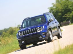 26-jeep-renegade-2019