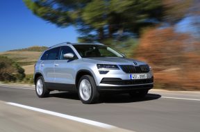 32-skoda-karoq-2018-gris-4×4-tdi-style-12