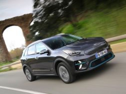 7-kia-e-niro-