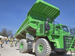 meet-the-world-s-largest-ev-the-elektro-dumper