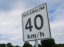 40 km/h