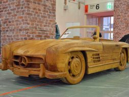 Drveni Mercedes 300 SL Roadster