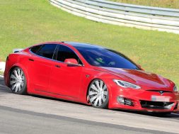 Tesla Model S Plaid