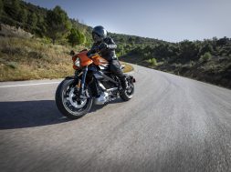 d06dc99a-harley-davidson-livewire-13