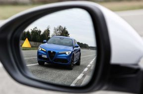 2020-alfa-romeo-stelvio (4)