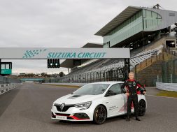 2020-renault-megane-rs-trophy-r-suzuka-record-3