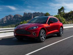 Aston Martin DBX