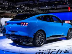 ford-mustang-mach-e-gt-live-image