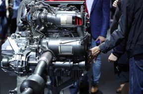 Daimler AGs Dr. Z Steps Down Pledging Cost Cuts to Boost Profit