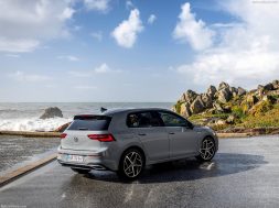 Volkswagen-Golf-8-72