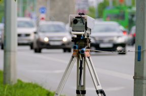 mobile-police-radar-traffic-speed-footage-076630130_prevstill