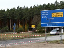Tesla plant Fabrik in Gemeinde Grünheide