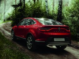 world_premiere_renault_arkana_show_car_unveiled_at_the_2018_moscow_international_motor_show_emargo_07.55_bst_29_aug_d